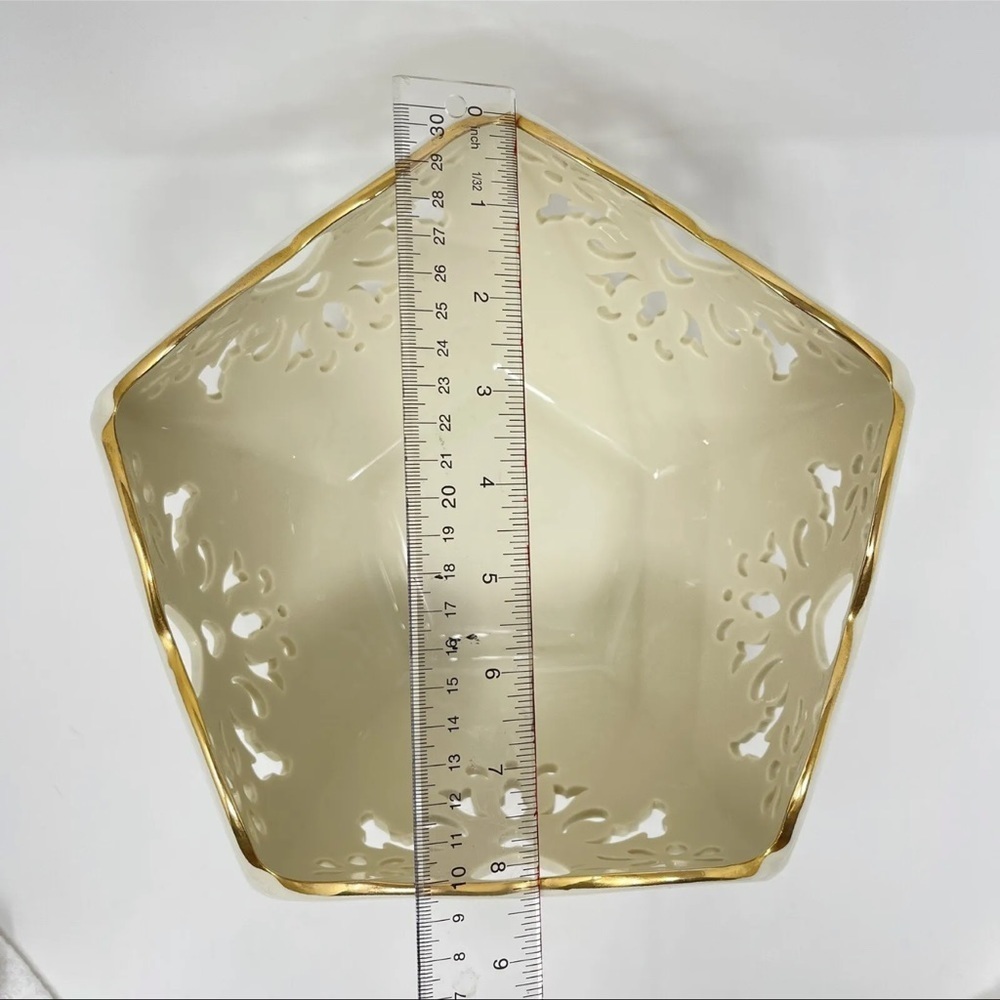 Lenox Eternal Hearts Pierced Round Candy Bowl Scalloped Trim - 24k Gold Large - Picture 10 of 11